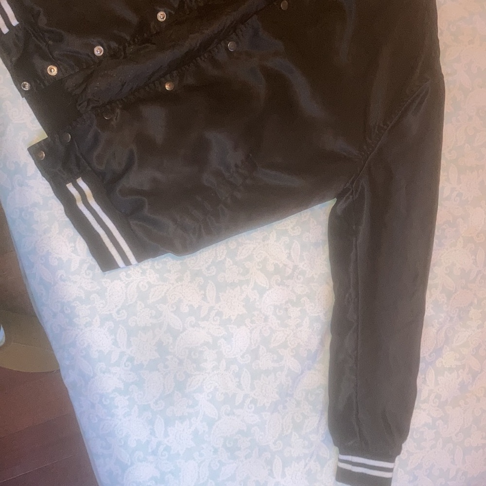 Black bomber jacket - Picture 3 of 4